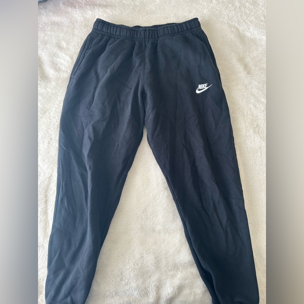 Small black Nike sweatpants